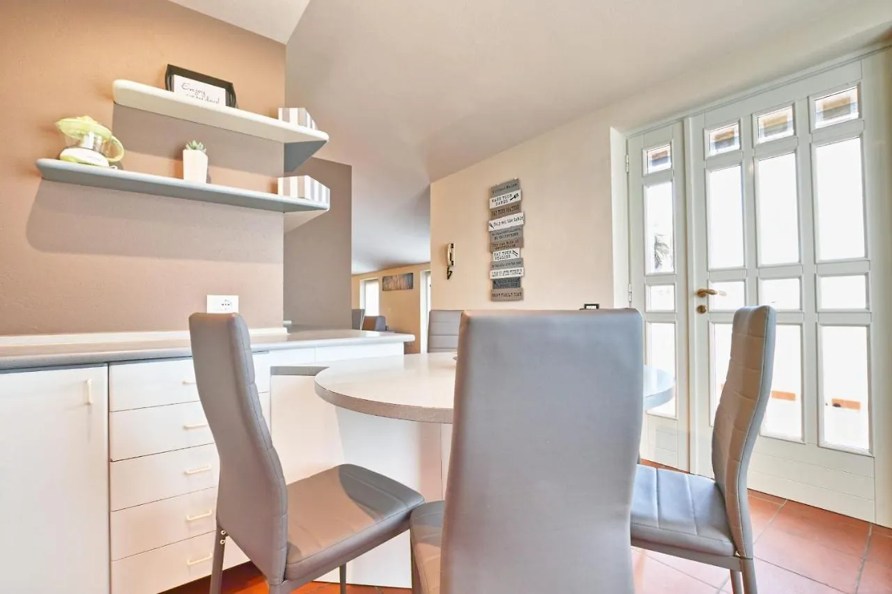 Exclusive Villa Le Palme Polpenazze del Garda Italien