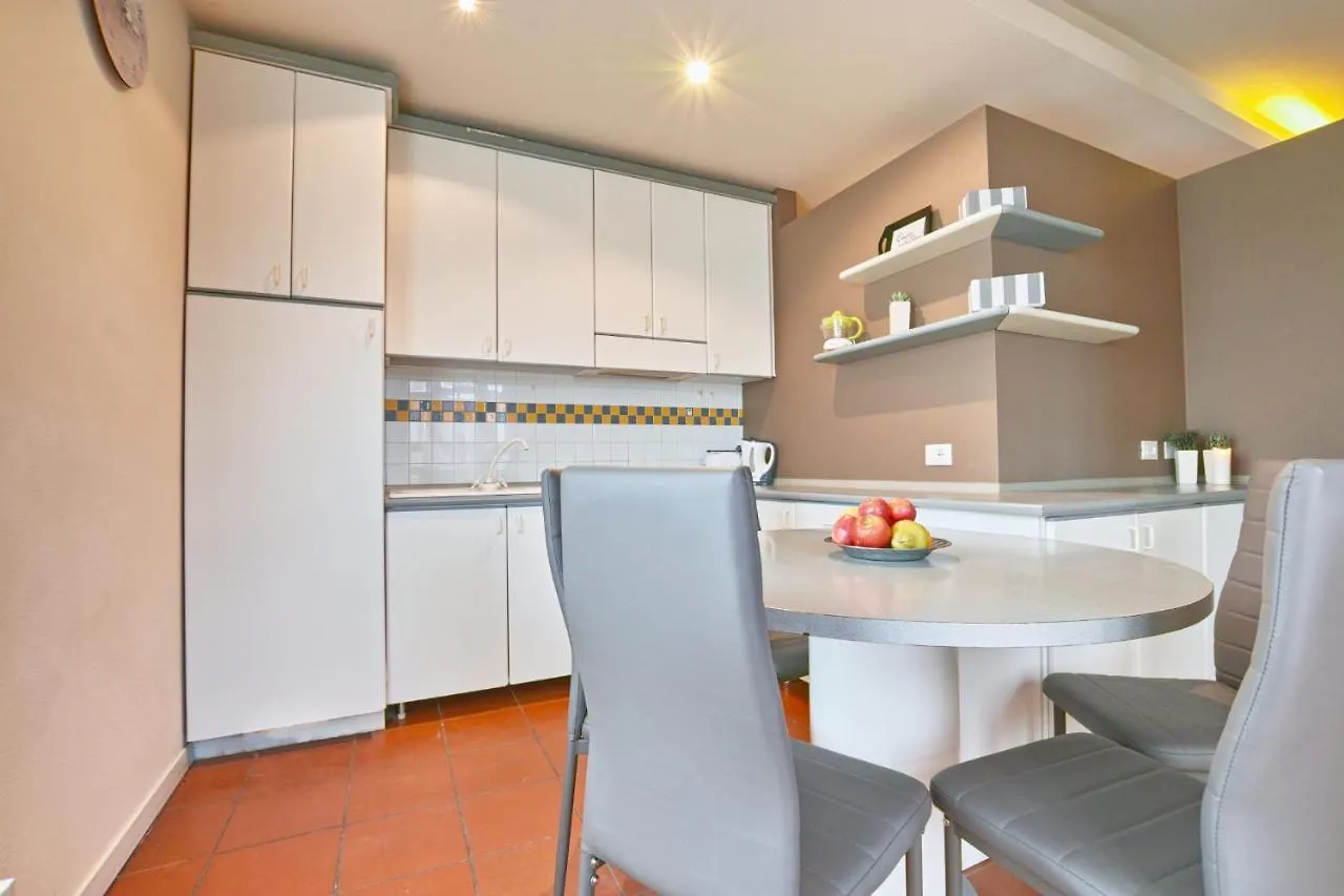 Exclusive Villa Le Palme Polpenazze del Garda 0*,
